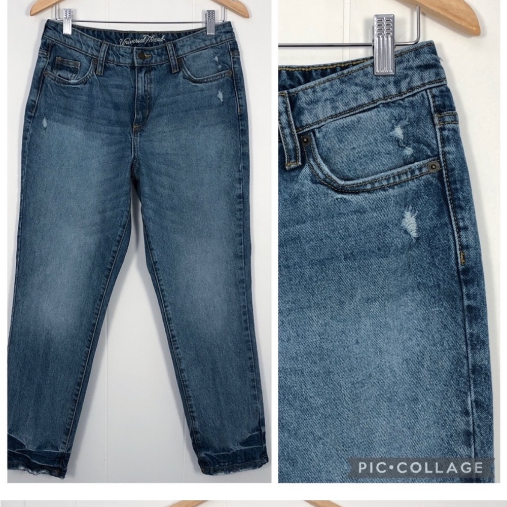 Universal Thread Jean Straight High Rise Distressed - Size 6/28R
